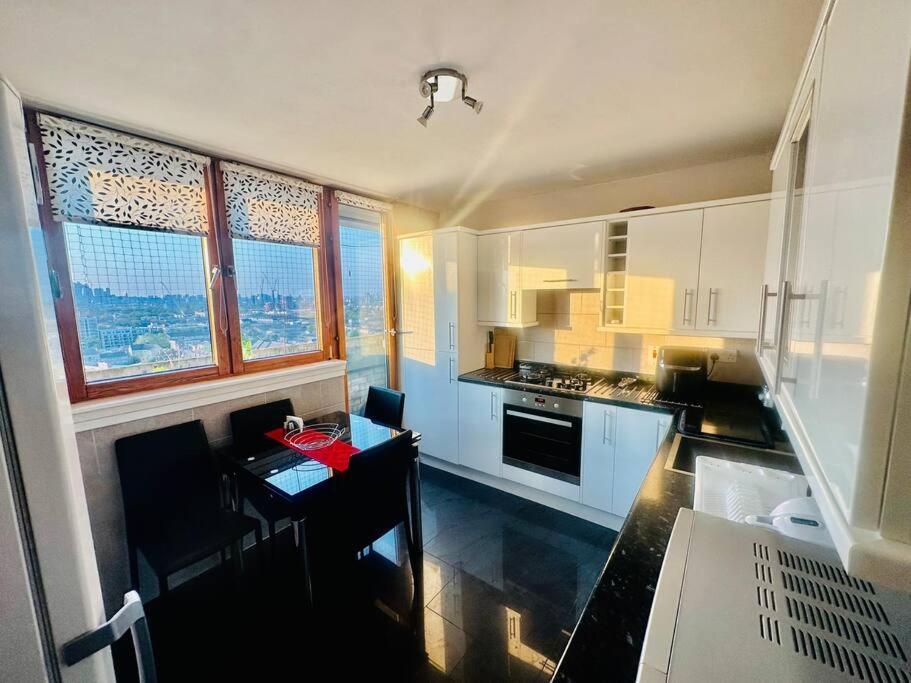 3 Bed Sky Apartment Se15 Peckham London Exterior foto